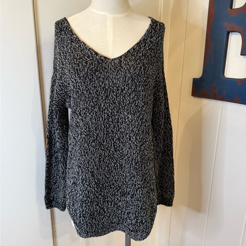 Cupcake Clothing Women's Black & White Marled Scoop Neck Sweater Size S